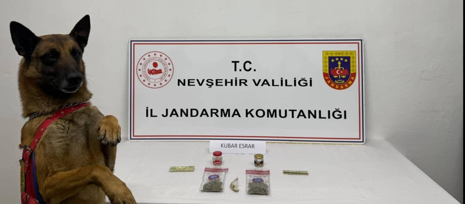               16 G Kubar Esrar Maddesi Maddesi ele geçirilmiştir.